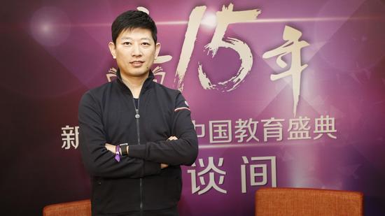 老师好CEO李晓滨