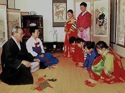 (韩式鞠躬)