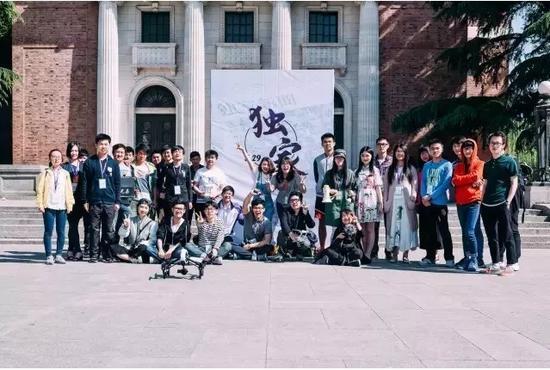 清华大学宣传片主创团队