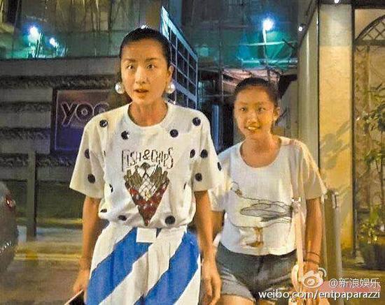 陈康堤与妈妈徐濠萦