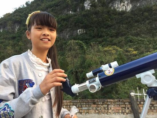 给太空邮局写信的王思倩是个航天迷