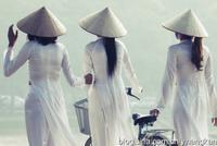 越南少女卖身1次仅3元:客人面前竟脱光衣服这样做…