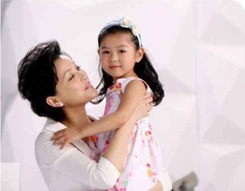 杨澜:我从不要求孩子做神童,对孩子只有四个期望!