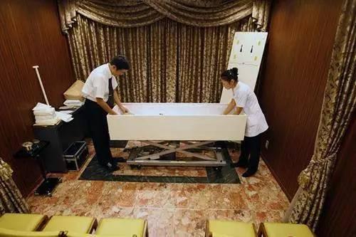日本尸体宾馆一晚收费上万块 供不应求