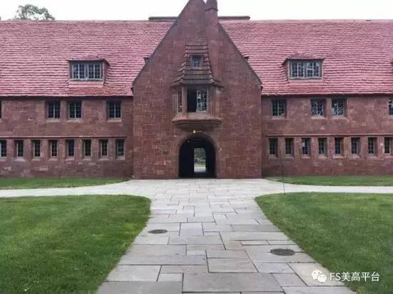 (图片:FS拍摄于Avon old Farms School,FS排名第68位)