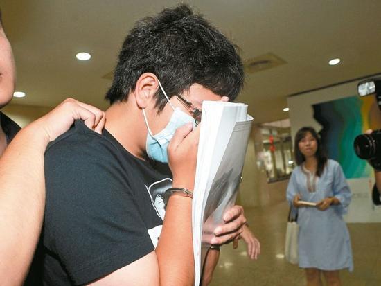 林姓男子诱骗未成年少女拍摄裸照。(图片来源:联合报)