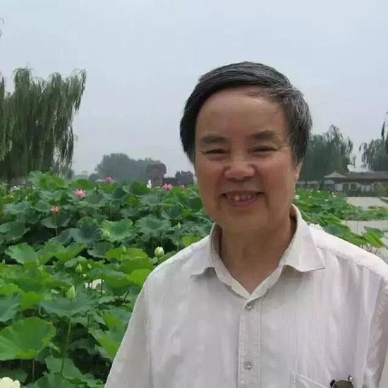 中小学语文统编本教材总主编温儒敏 。 人教社 供图