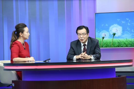 国家信息化专家咨询委员会委员 王金平接受采访