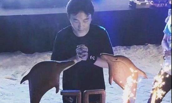 图片来源:新华网