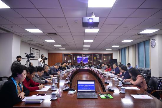 北京师范大学举行“学习贯彻党的十九大,畅想新时代教师队伍建设”高端座谈会