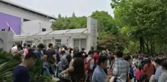 2017年5月6日,福山正达外国语小学面谈现场。
