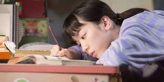 儿子怼傻伊能静:你怎么知道我想要的是什么?