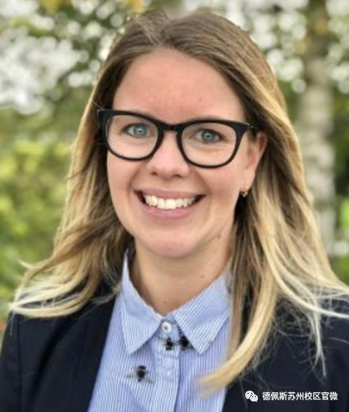 Emma Calvert 生物学科主任 医科升学辅导老师