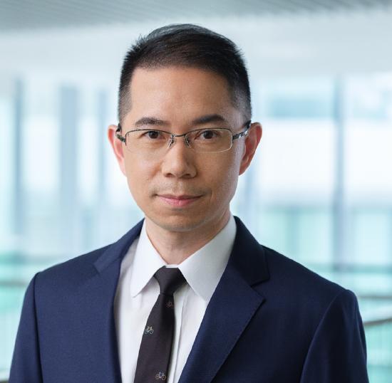 香港中文大学入学及学生资助处处长王家彻教授