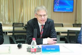 专家认证组主席、新西兰坎特伯雷大学商学院院长Ross James