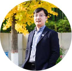 新府学初小部教育教学副校长 姚宇堃