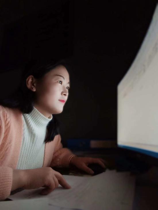 图说:易彩云