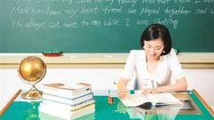 教育部：推进公费师范生计划 提升教师待遇