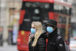 担心变异新冠病毒 30多个国家发布英国旅行禁令