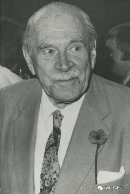 Ronald Norrish 罗纳德.诺里什先生