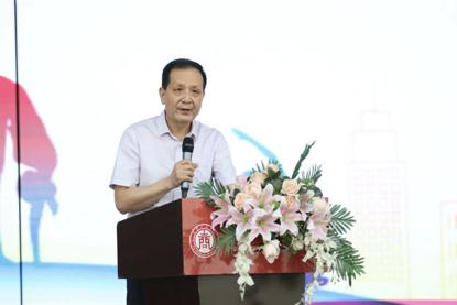 陕西省学生体育协会主席李鸣讲话
