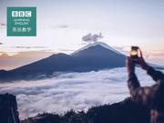 BBC媒体英语：专家提醒人们重视火山旅游风险