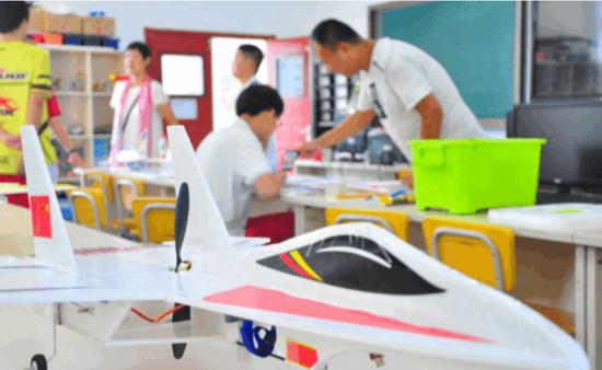康福的学生活动