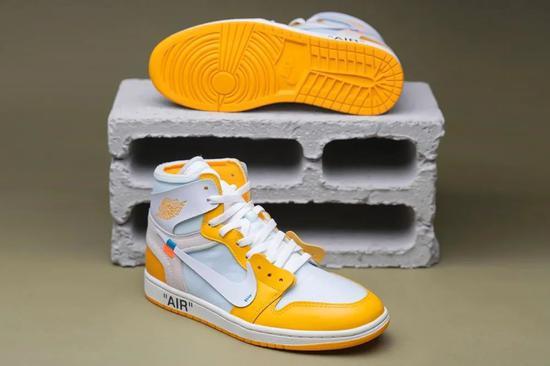 Off-White x Air Jordan 1发售日期:2020 年