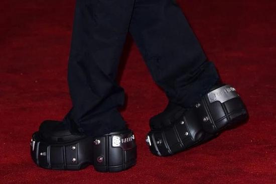 Balenciaga x Crocs