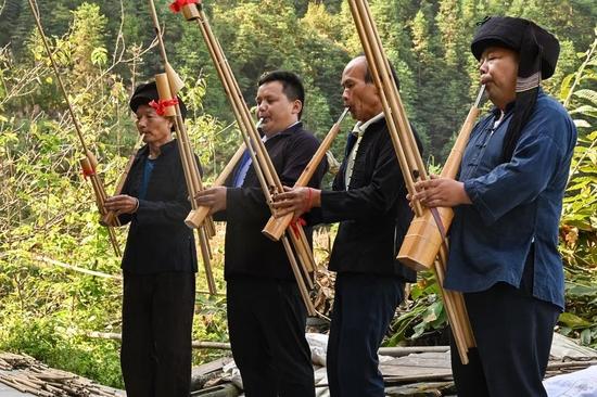 麻鸟村四滴水芦笙与锦鸡舞一样声名远扬