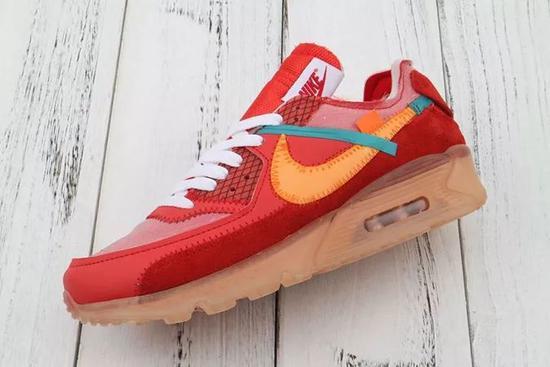 Off-White x Air Max 90发售日期:2020 年