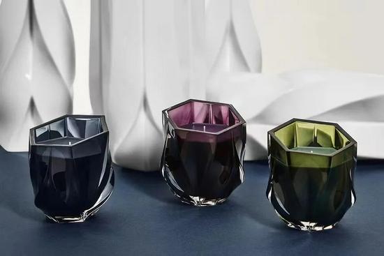 ▲扎哈设计品牌(Zaha Hadid Design)香薰烛杯