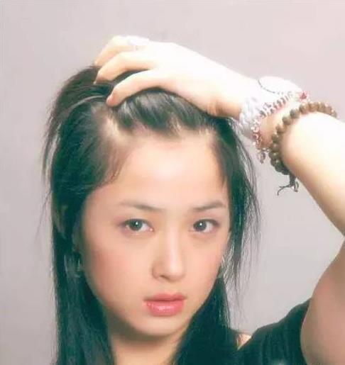 蒋欣