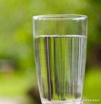 多喝水