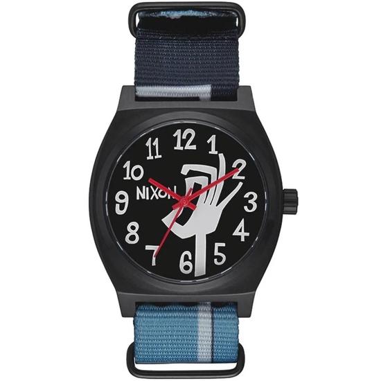 △ YUSUKE HANAI x Nixon