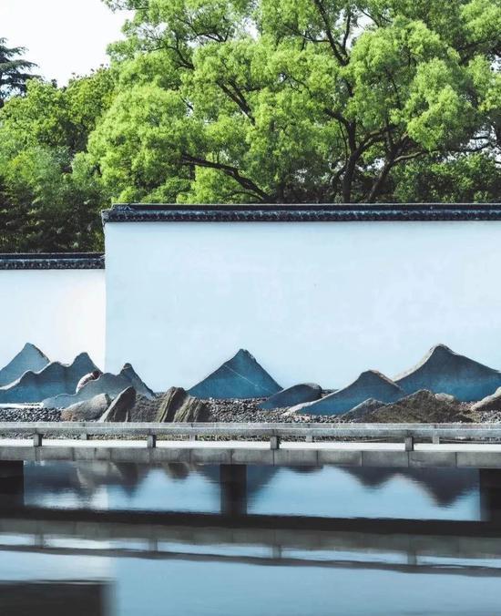 小红书@任袁泰山
