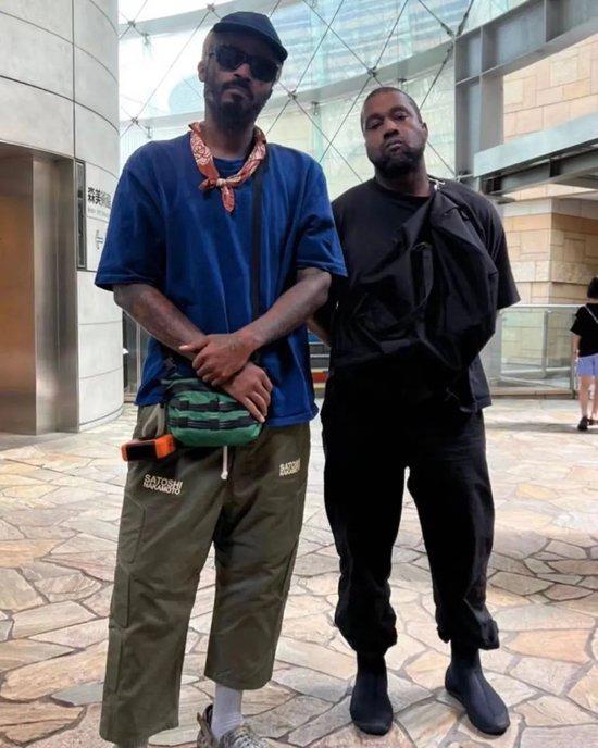 Salehe Bembury与Kanye West