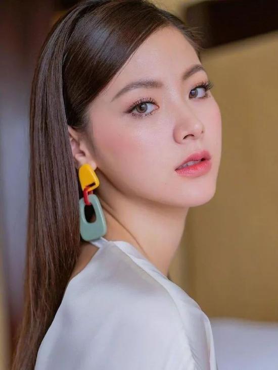 图源:@微博Baifern吕爱惠