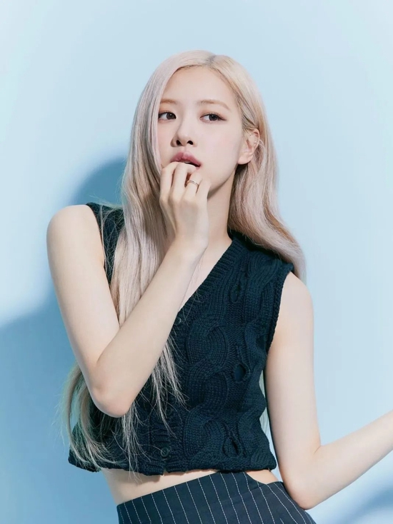 Jennie / Rose