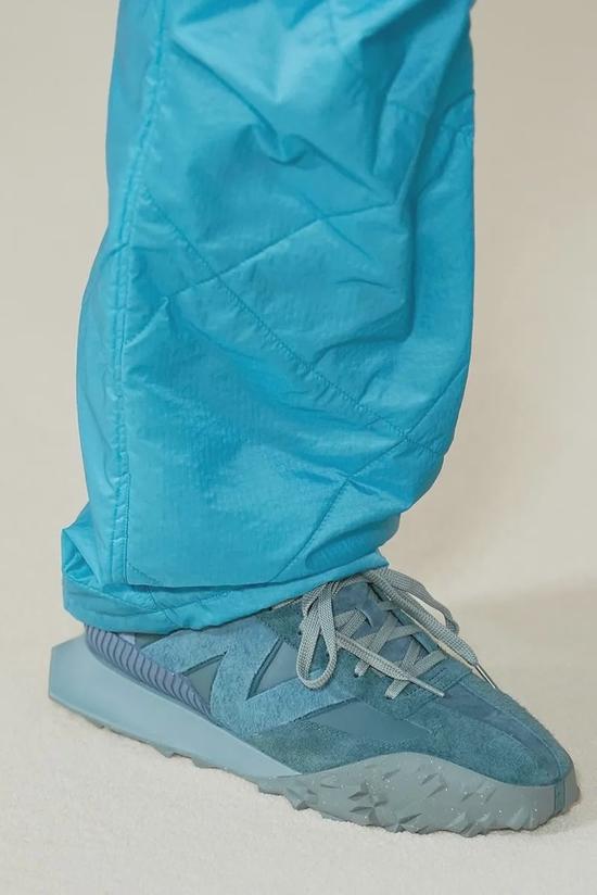 AURALEE x New Balance XC-72