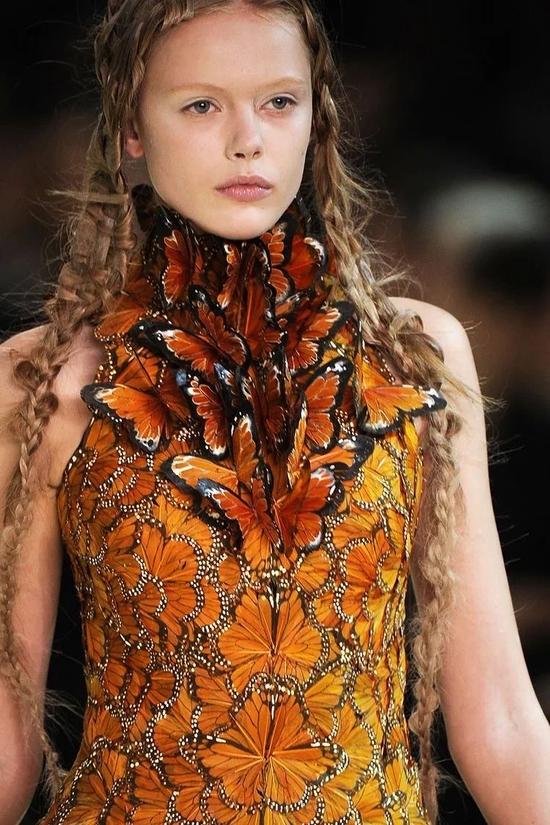 Alexander McQueen 2011 春季系列
