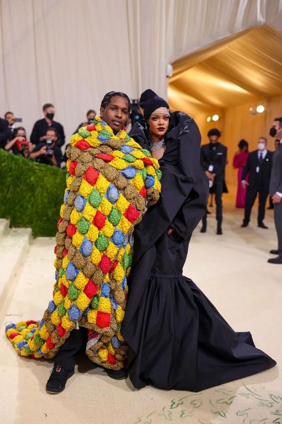 A$AP Rocky & Rihanna / Via VOGUE