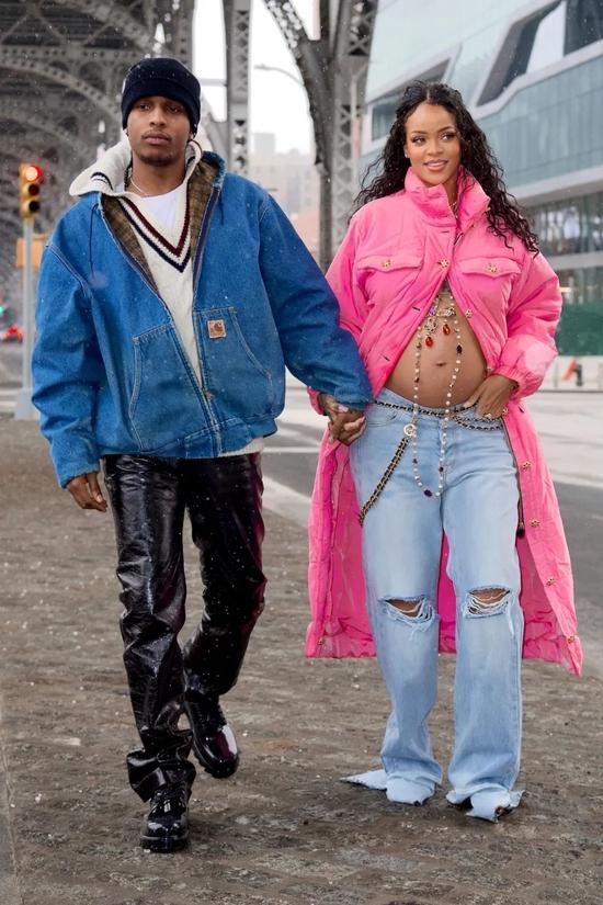 A$AP Rocky & Rihanna / Via BAZZAR