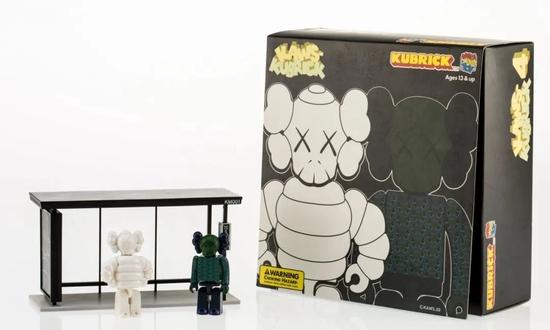 KAWS X KUBRICK Bus Stop, Series 4, 2002 | Via 记Heritage Auctions