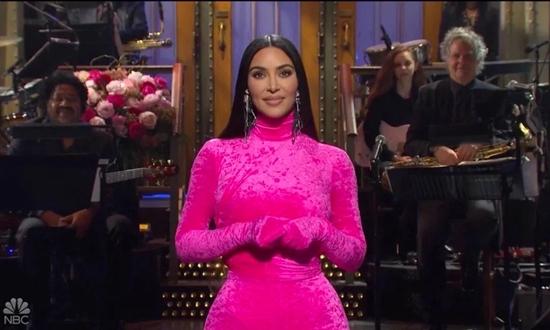 《Saturday Night Live》| Via The Sun