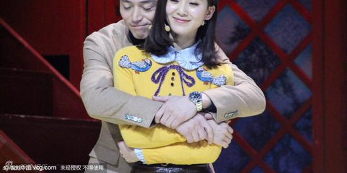 @吴奇隆 刘诗诗霍建华宣传新戏甜蜜拥抱你怎