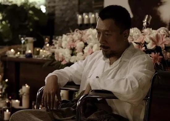 《非常勿扰2》中的李香山大家还有印象吗?