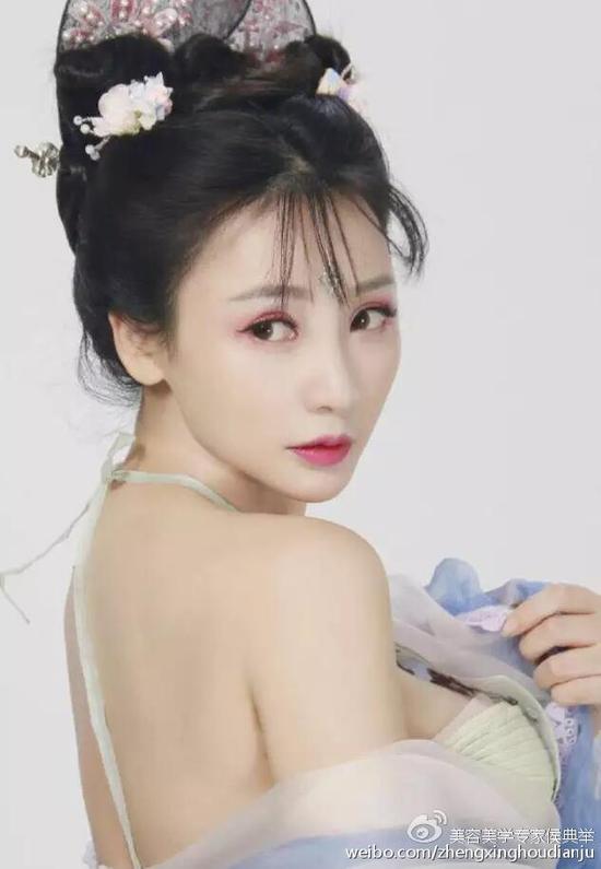 巨乳女神柳岩