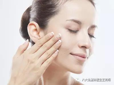自体脂肪移植填充