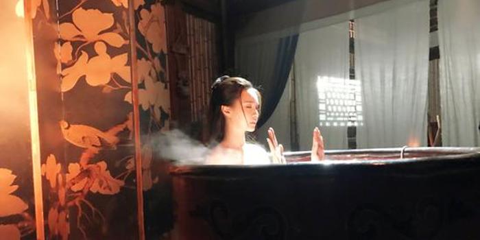 沈梦辰揭秘洗澡戏拍摄内幕
